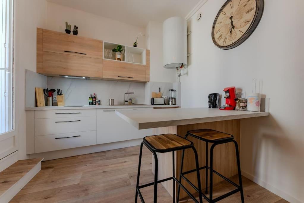 Appartamento L'Echappee Chic Au Coeur De Valence Valence  Esterno foto