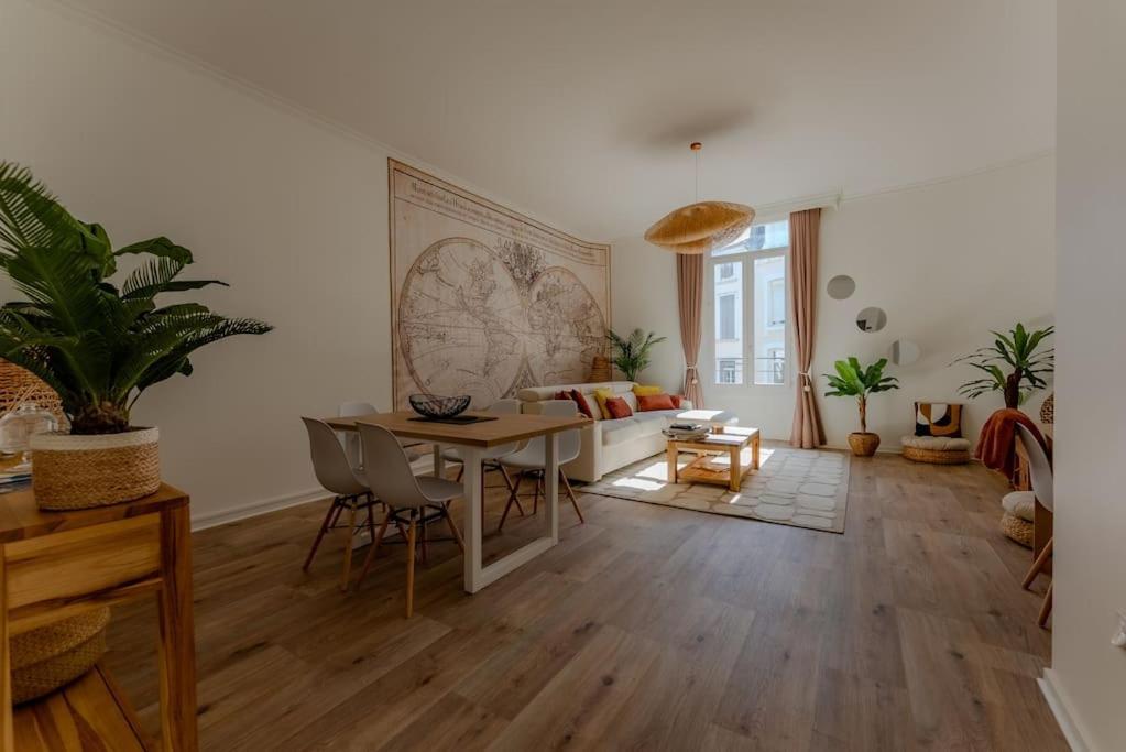 Appartamento L'Echappee Chic Au Coeur De Valence Valence  Esterno foto