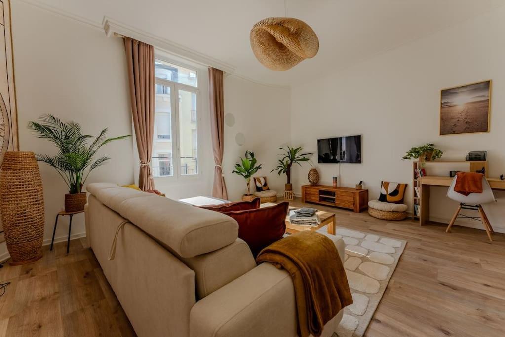 Appartamento L'Echappee Chic Au Coeur De Valence Valence  Esterno foto